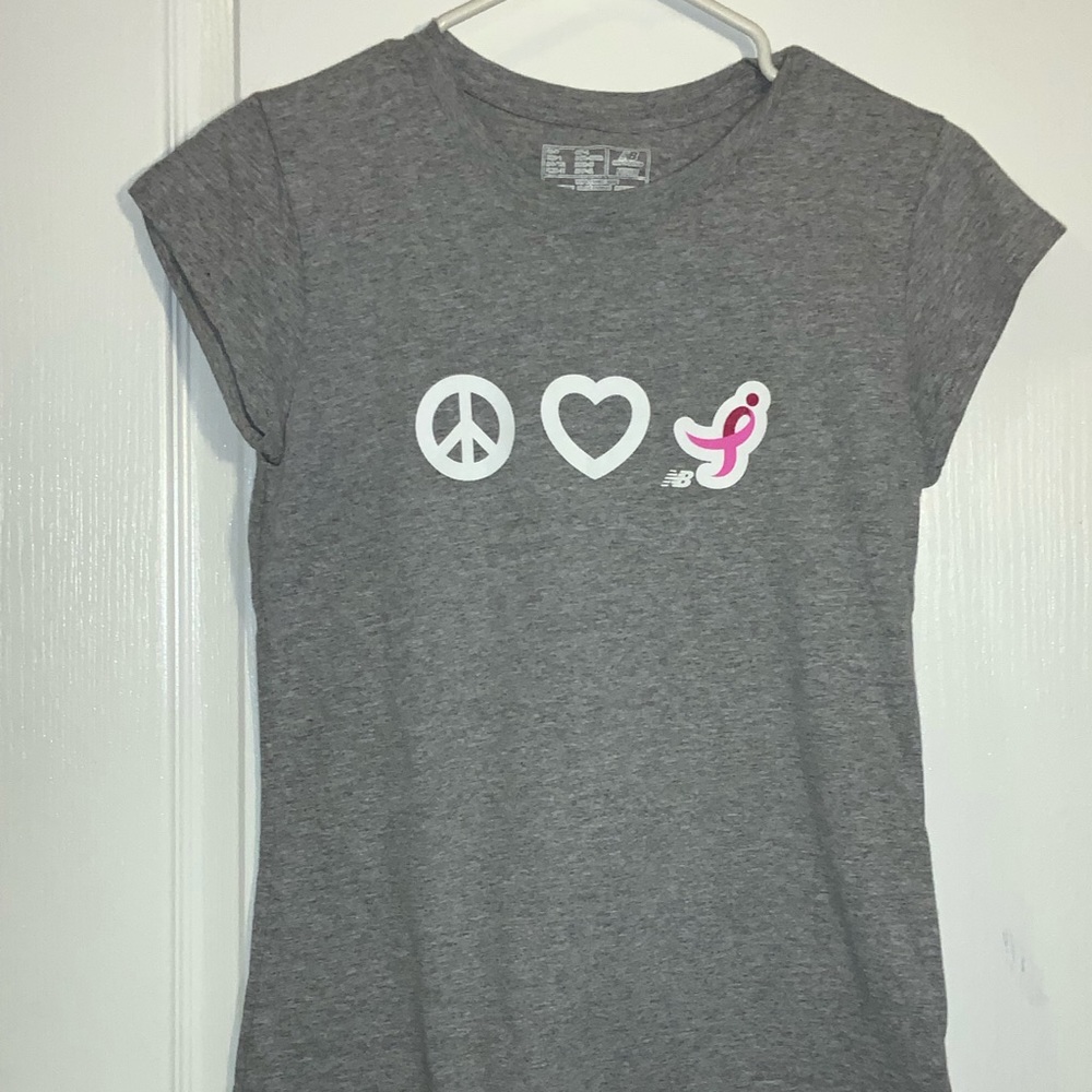 Women’s New Balance T-shirt